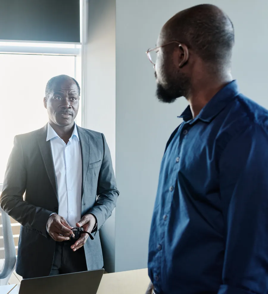 Illustration Agents Conversationnels Chatbots Abidjan Côte d'Ivoire - Vendoprone